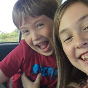 Meet your Posher, Lorraine